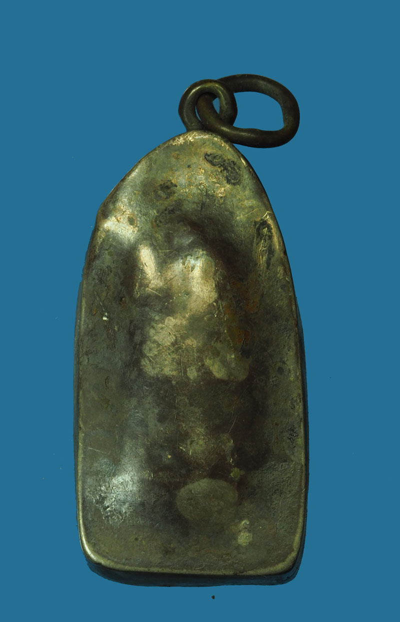 *31168 พระกริ่งคลองตะเคียน เลี่ยมเงินโบราณ สภาพหักยังไม่ได้ซ่อม เหมาะสำหรับไว้ศึกษาเนื้อพระ หรือเพื่อซ่อมนำมาใช้ 13