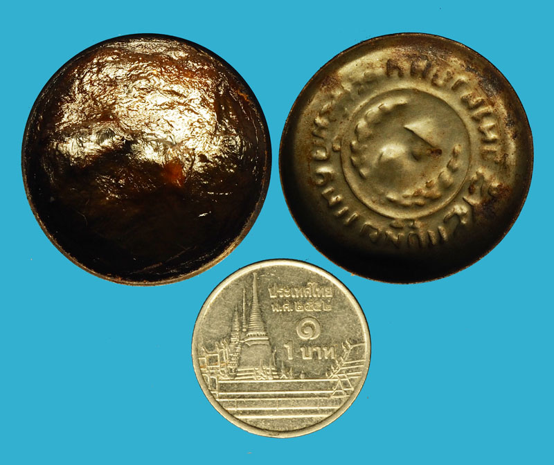 *36604 ตลับสีผึ้ง เก่า ไม่ทราบที่และปีสร้าง 12