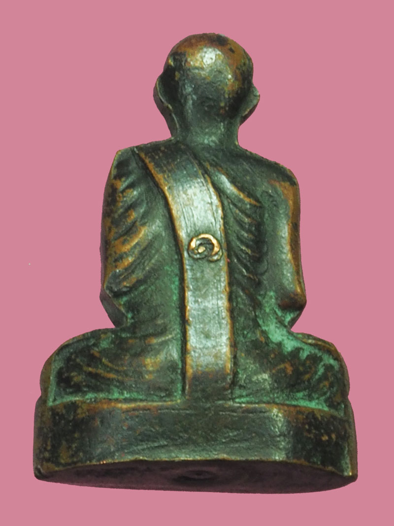 *38500 รูปหล่อปั๊มหลวงพ่อสุวรรณ วัดภูบรรพต (เขาผี) รุ่น ๑ จ.สงขลา 75