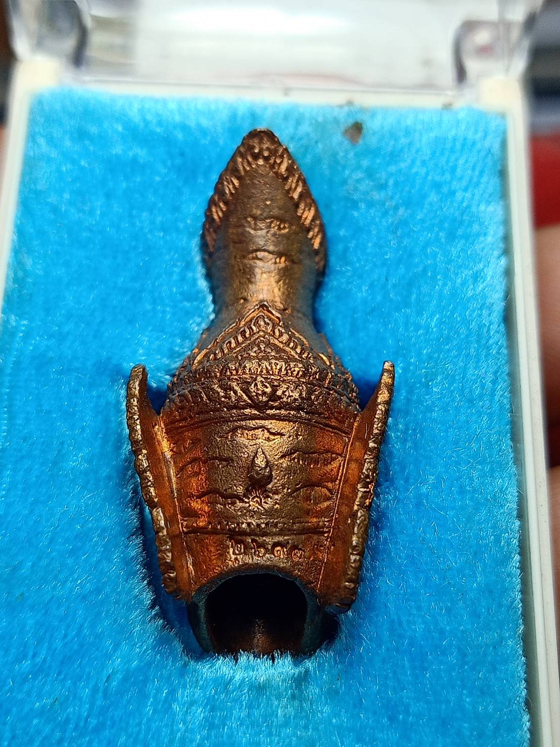 เศียรพ่อแก่เพชร พระอาจารย์แจ้ วัดน้อมประชาสรรค์ จ.อยุธยา ปี 2563 พร้อมกล่อง (SKU-07604)