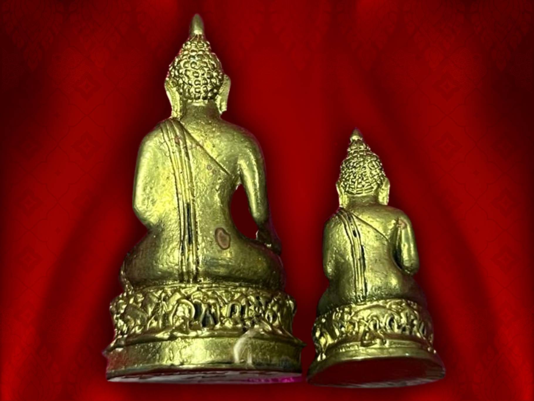 พระกริ่ง-พระชัยวัฒน์ ไพรีพินาศ รุ่นเมตตา ทองดอกบวบ ปี 2529 วัดบวรนิเวศวิหาร มาพร้อมกล่องเดิมๆ ของดีที่หายากมาก สร้างจำนวนแค่ 2,529 ชุด.....เท่านั้น