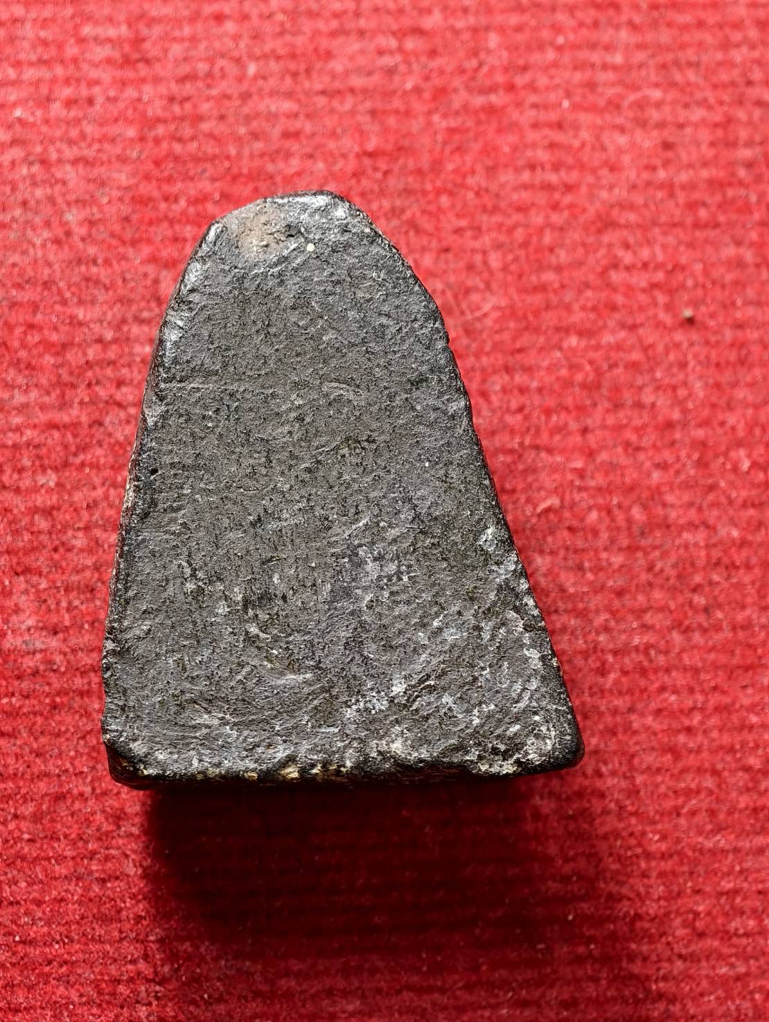 พระผงรูปเหมือนรุ่นแรก หลวงพ่อรุ่งเคราเหล็ก วัดบางแหวน จ.ชุมพร (SKU-13772)