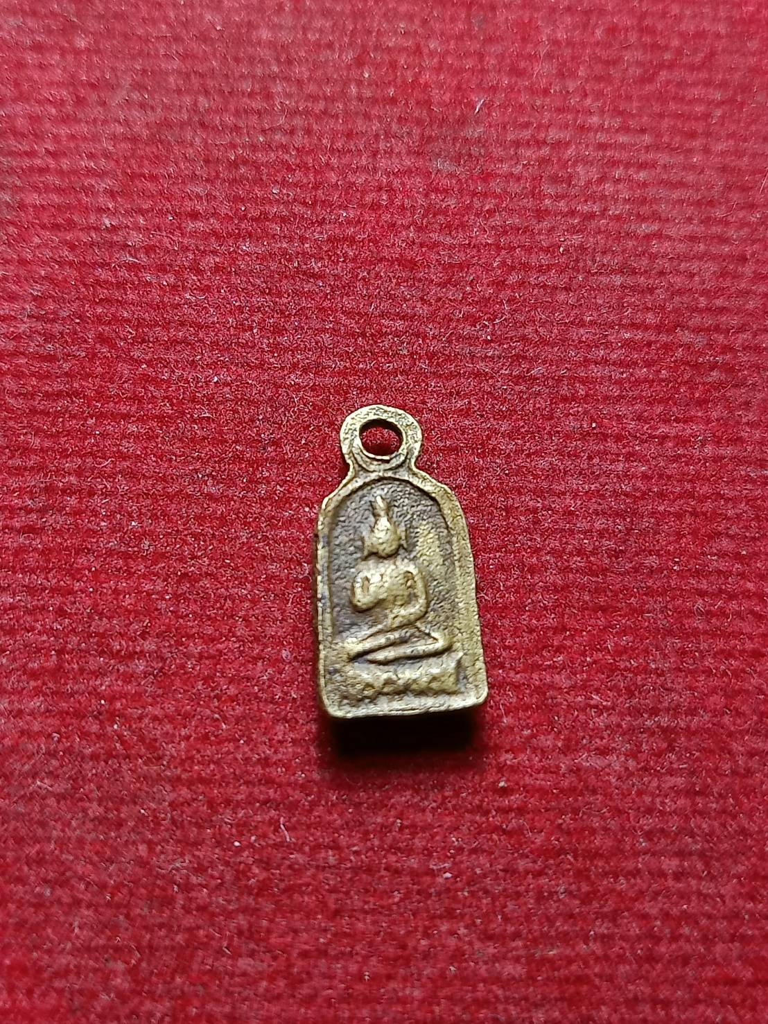 เหรียญพระปรกใบมะขาม อาจารย์นวม วัดอนงคาราม กทม. ปี 2495 (SKU-08525)