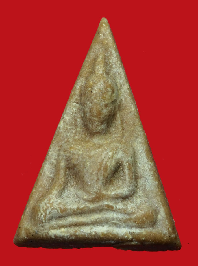 ขายแล้ว*35055 พระนางพญาพิมพ์เศียรโต เนื้อผงน้ำมัน หลวงพ่อกวย วัดโฆษิตราราม ชัยนาท ปลุกเสก 9