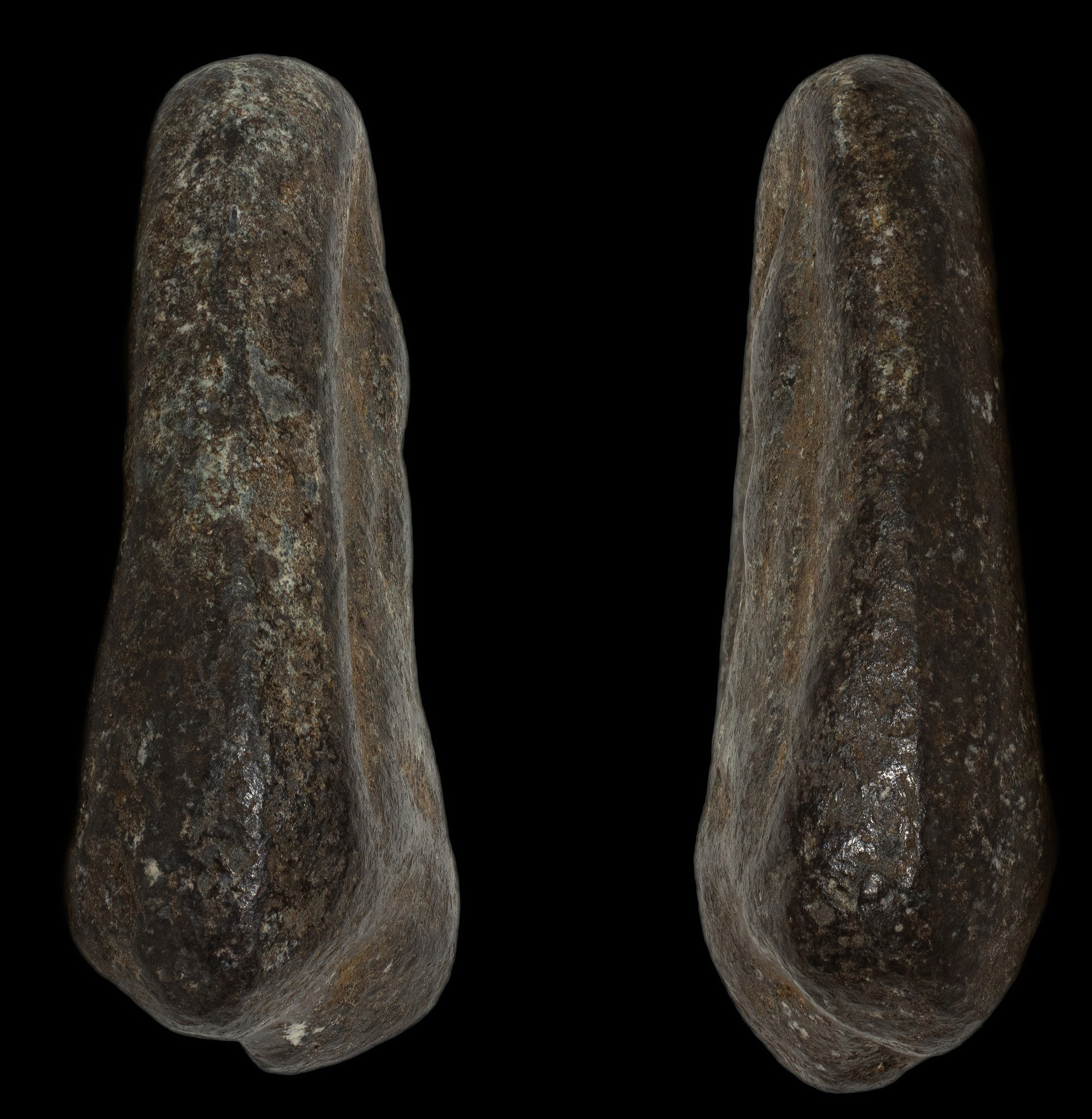 พระพิมพ์เศียรแหลม สองหน้าเนื้อชิน หลวงพ่อเนียม วัดน้อย สุพรรณบุรี