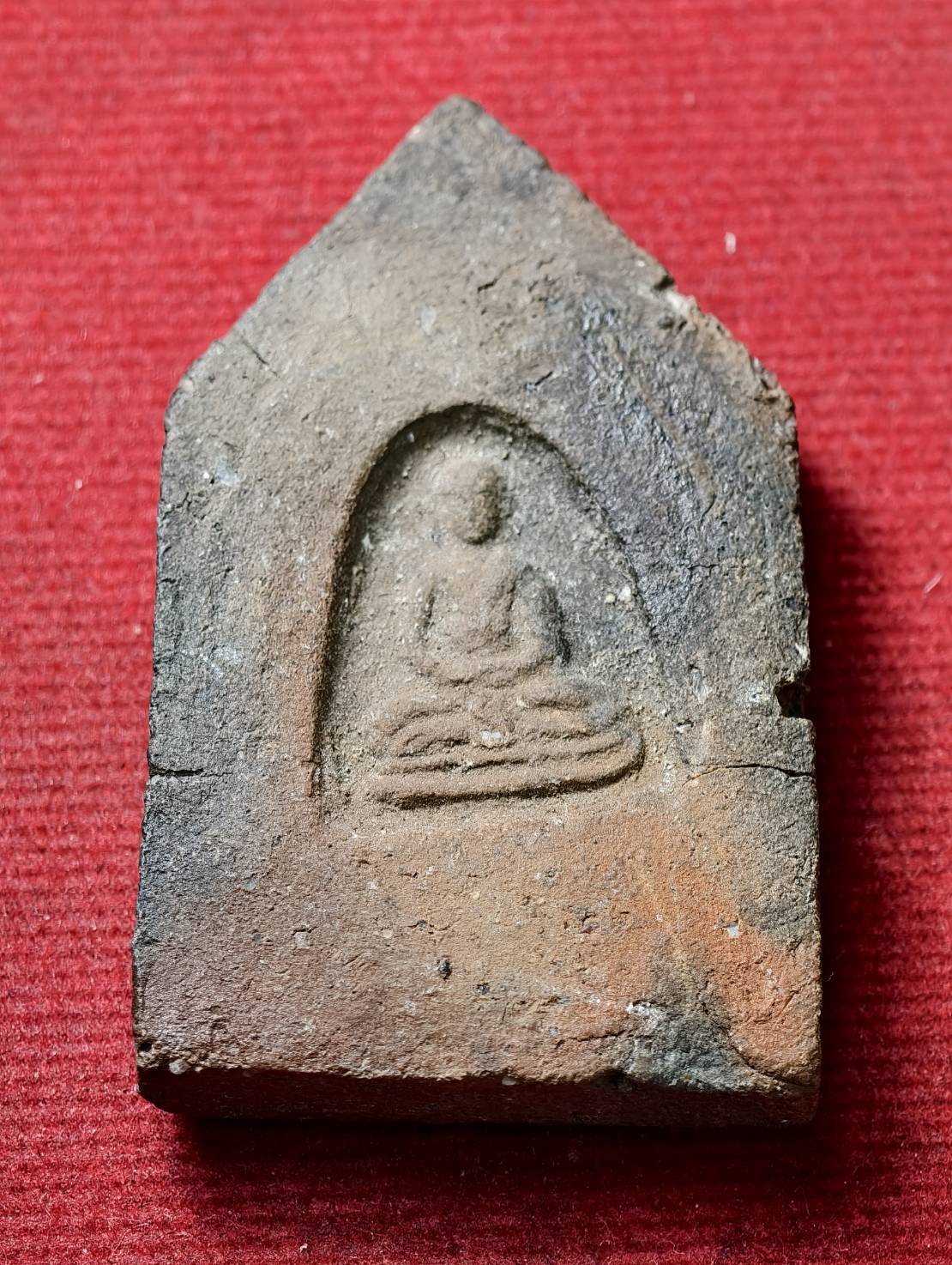 พระขุนแผน หลังพระอาจารย์ธรรมโชติ พิมพ์ใหญ่ วัดเขานางบวช จ.สุพรรณุบุรี ปี 2520 (SKU-13770)