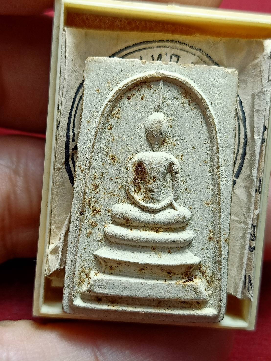 พระสมเด็จหลวงพ่อแพ วัดพิกุลทอง จ.สิงห์บุรี พร้อมกล่อง (SKU-11296)