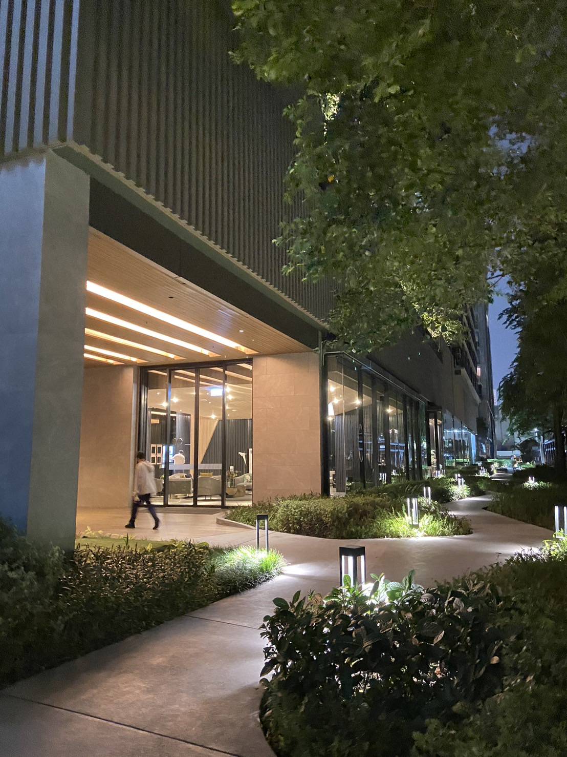 ห้องสวย ชั้น สูง วิวเทพ ให้เช่า (For Rent) คอนโด : เดอะ ไลน์ พหลโยธิน อาคาร B 1 ห้องนอน 1 ห้องน้ำ 37ตรม.