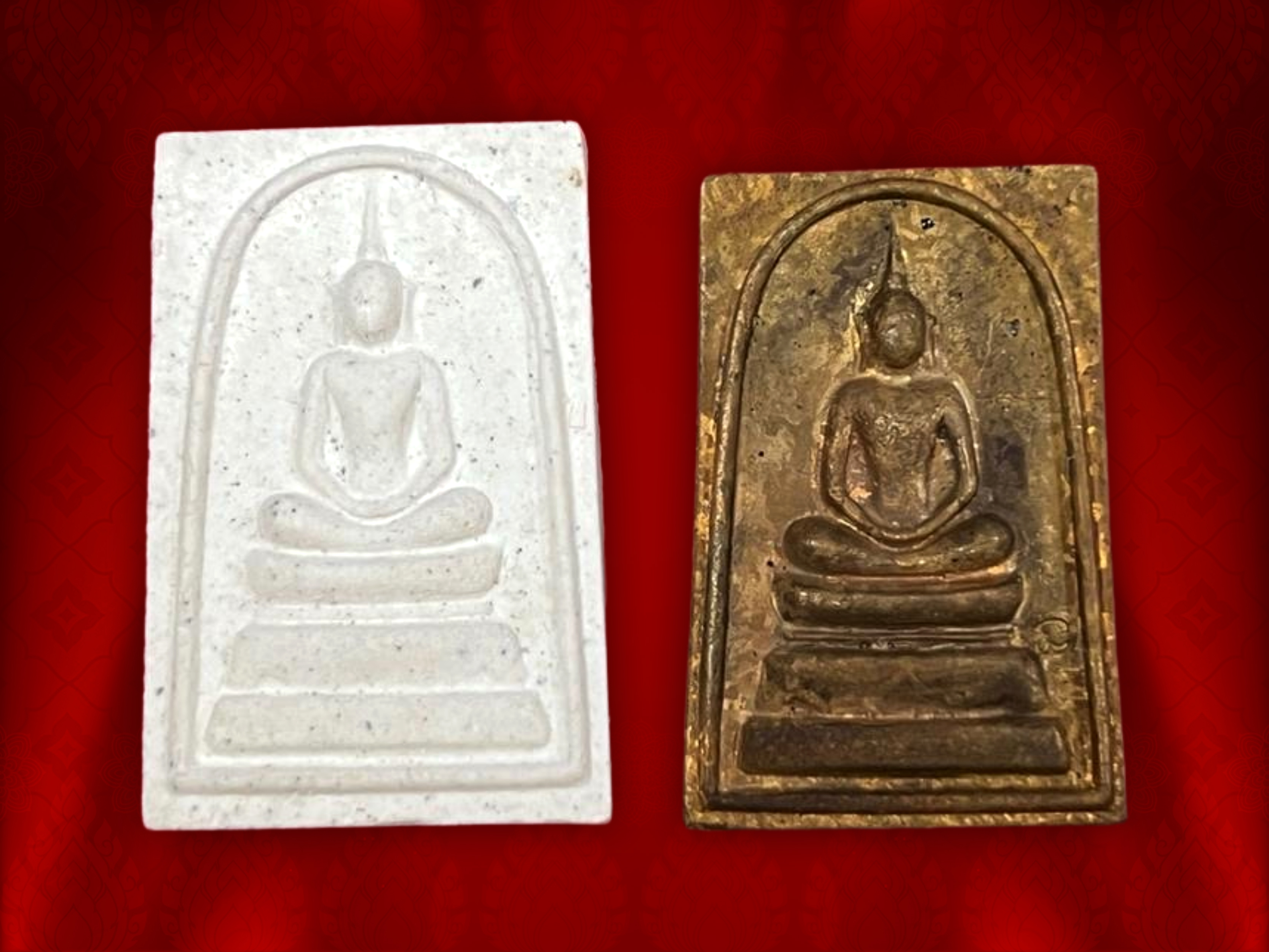สมเด็จมหาเมตตา รุ่นทูลเกล้า เนื้อทองฝาบาตร+พระสมเด็จฝังพระธาตุกับพลอยแดง พร้อมกล่องครบถ้วน วัดบวรนิเวศ จัดสร้างที่ระลึกครบ 73 พรรษา สมเด็จพระญาณสังวร ปี 2529 มาพร้อมกล่องเดิม พระดีมีประสบการณ์ หายากสุดๆ ครับ งามและหายากสุดๆ