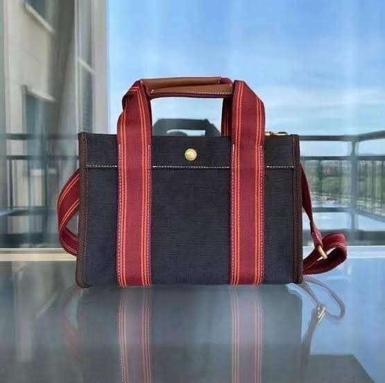 Coach Spin Tote 27