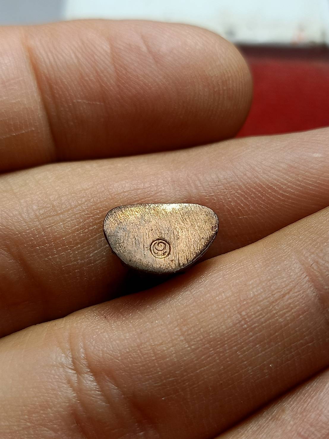 รูปหล่อพระมหาเศรษฐีนวโกฏิ เจ้าคุณธงชัย วัดไตรมิตรและวัดสระเกศ กทม. พิมพ์เล็ก เนื้อนวโลหะ อ.ลักษณ์ เรขานิเทศสร้าง (SKU-07956)