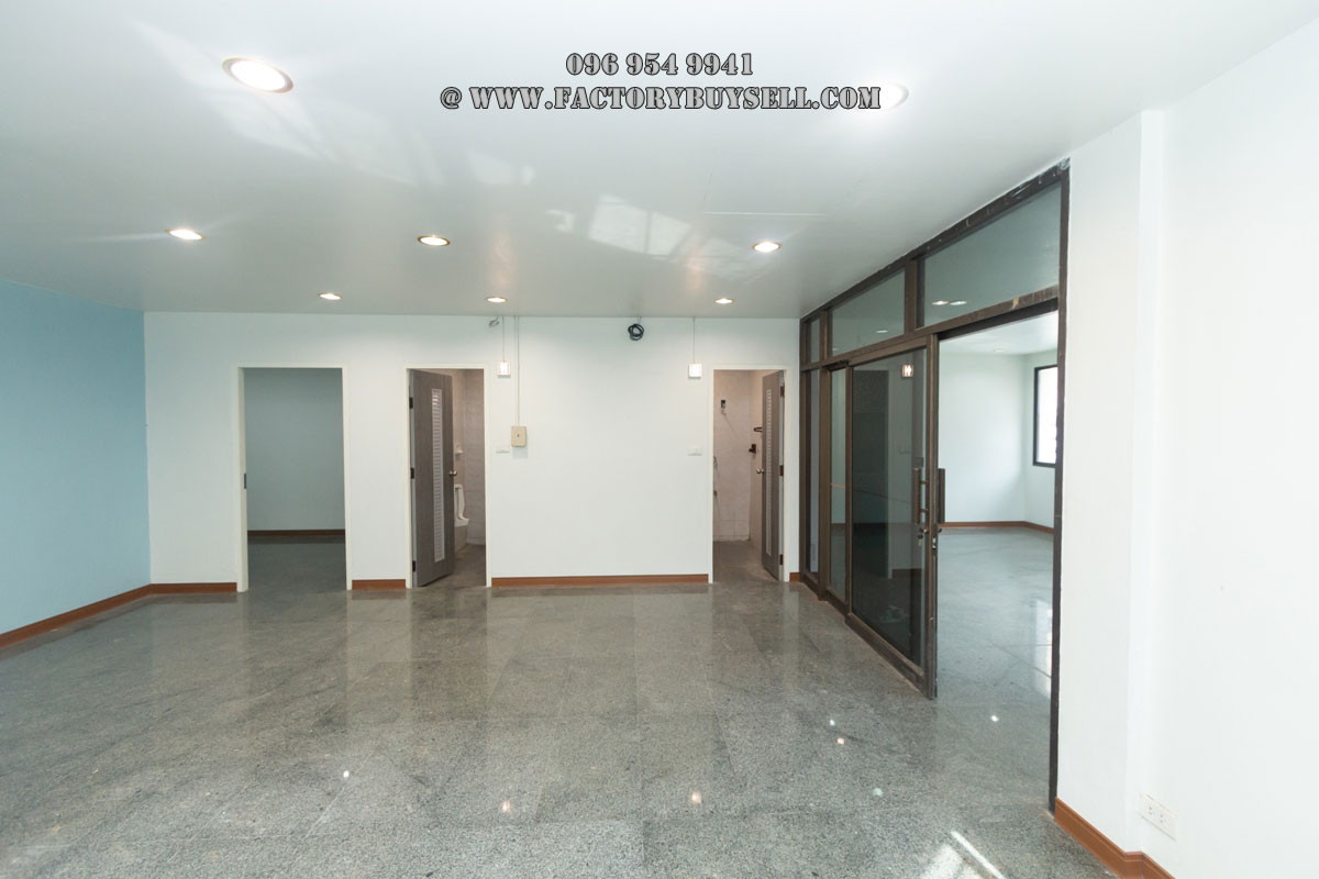 ขายอาคารพาณิชย์ 5 ชั้น ถนนลาดพร้าว ใกล้รถไฟฟ้า ขายตึกลาดพร้าว 128/1 ใกล้ BTS สายสีเหลือง