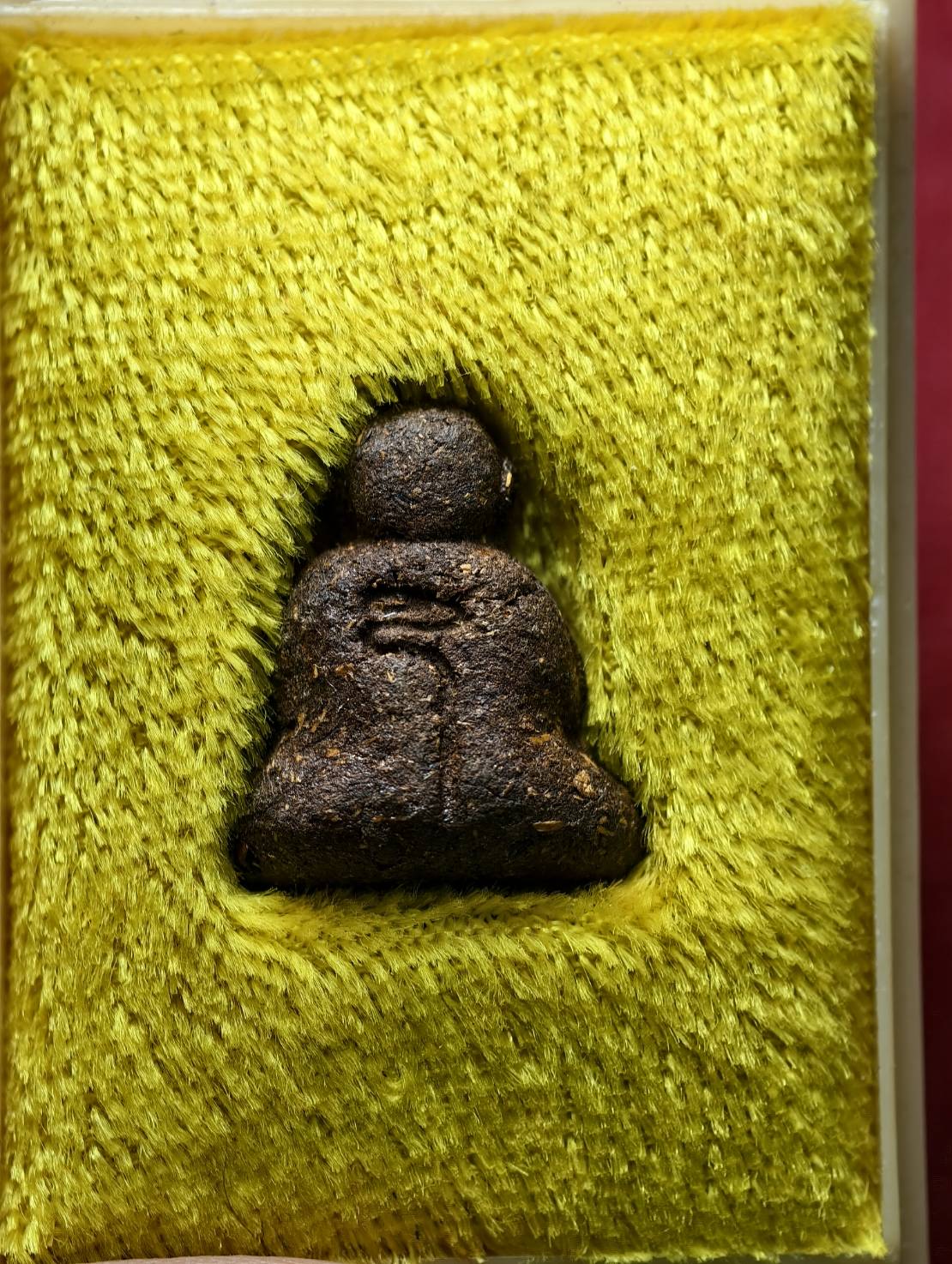 พระปิดตาหลวงปู่คำพัน วัดธาตุมหาชัย จ.นครพนม พร้อมกล่อง (SKU-13696)