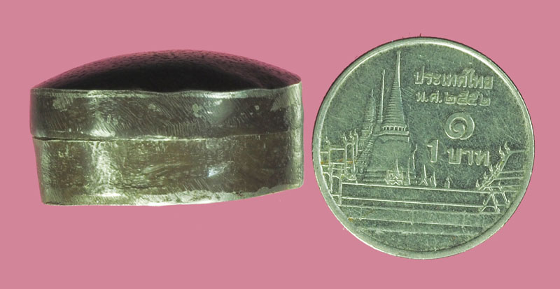 *38419 ตลับเหมาะ สำหรับใส่สีผึ้ง ทำด้วยเงิน 17