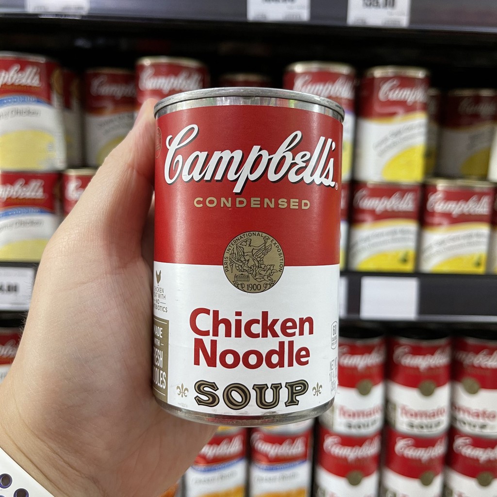 แคมเบลล์ ซุปไก่และบะหมี่ในน้ำซุปเข้มข้น น้ำหนักสุทธิ 305 กรัม Campbell's Condensed Chicken Noodle Soup 305 g.