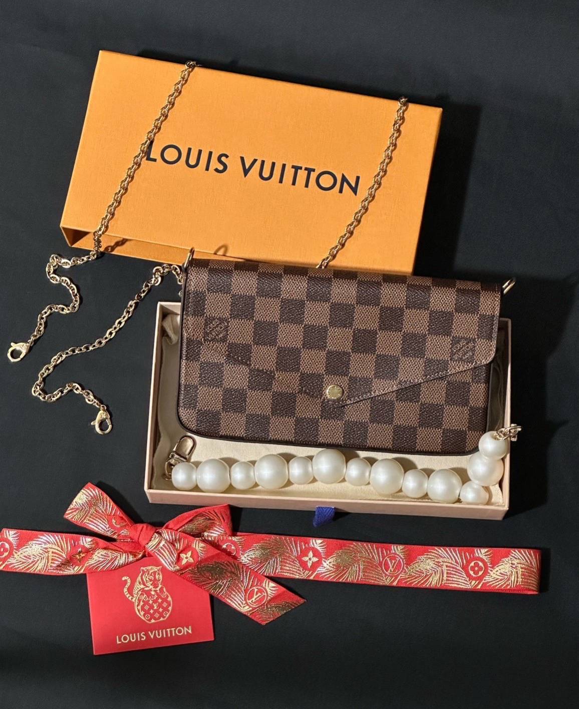 Louis Vuitton Felicie microchip