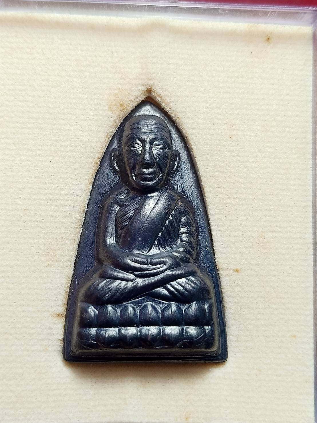 เหรียญหลวงปู่ทวด เตารีดใหญ่ วัดช้าง จ.นครนายก รุ่น 1 พิธีเสาร์ 5 พร้อมกล่อง (SKU-09286)