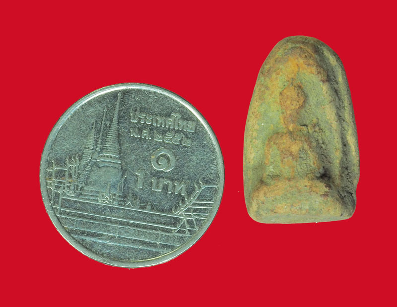 *32332 พระเล็บมือ เนื้อดินเก่า ไม่ทราบที่และปีสร้าง 3