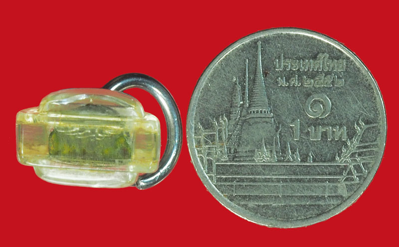 *38061 พระหลวงพ่อเงิน พิมพ์เล็ก เลี่ยมพลาสติกเก่าหลายสิบปี ลักษณะคล้ายกับหลวงพ่อเงินพิมพ์เล็กช้างคู่ 53