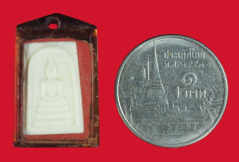 *40357 พระสมเด็จแกะ เลี่ยมพลาสติดเก่า หลายปีไม่ทราบที่และปีสร้าง 12