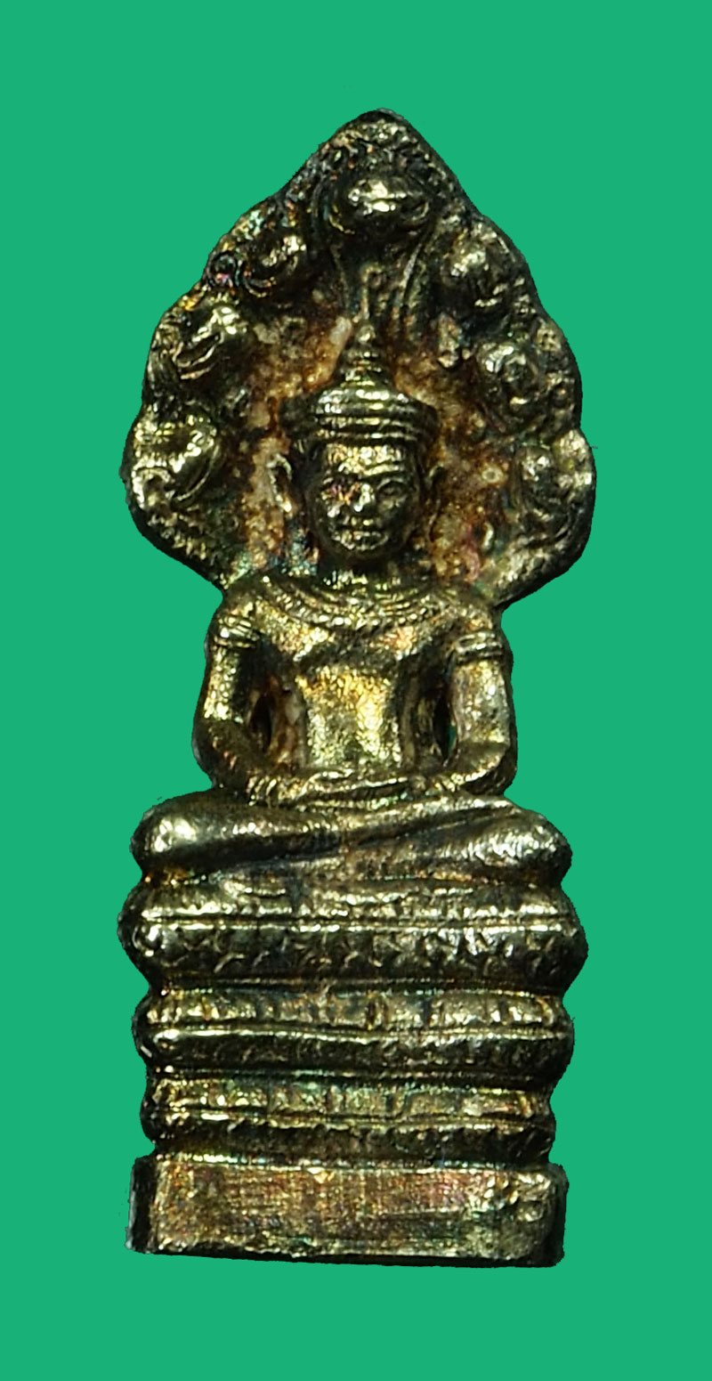 *33865 พระนาคปรกลพบุรี หลัง ส.ธ. เนื้อเงิน พร้อมกล่อง 8