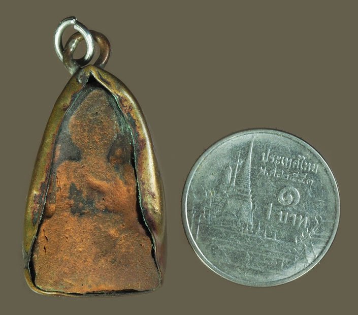 *40278 พระกรุวัดตะไกร วัดพระพุทธบาท สระบุรี เนื้อดิน เลี่ยมกรอบ หลายสิบปี 13