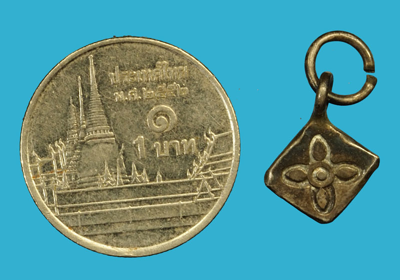 *36330 ล็อกเก็ตเงิน เก่า ไปเป็นของสะสม เนื้อเงิน 16