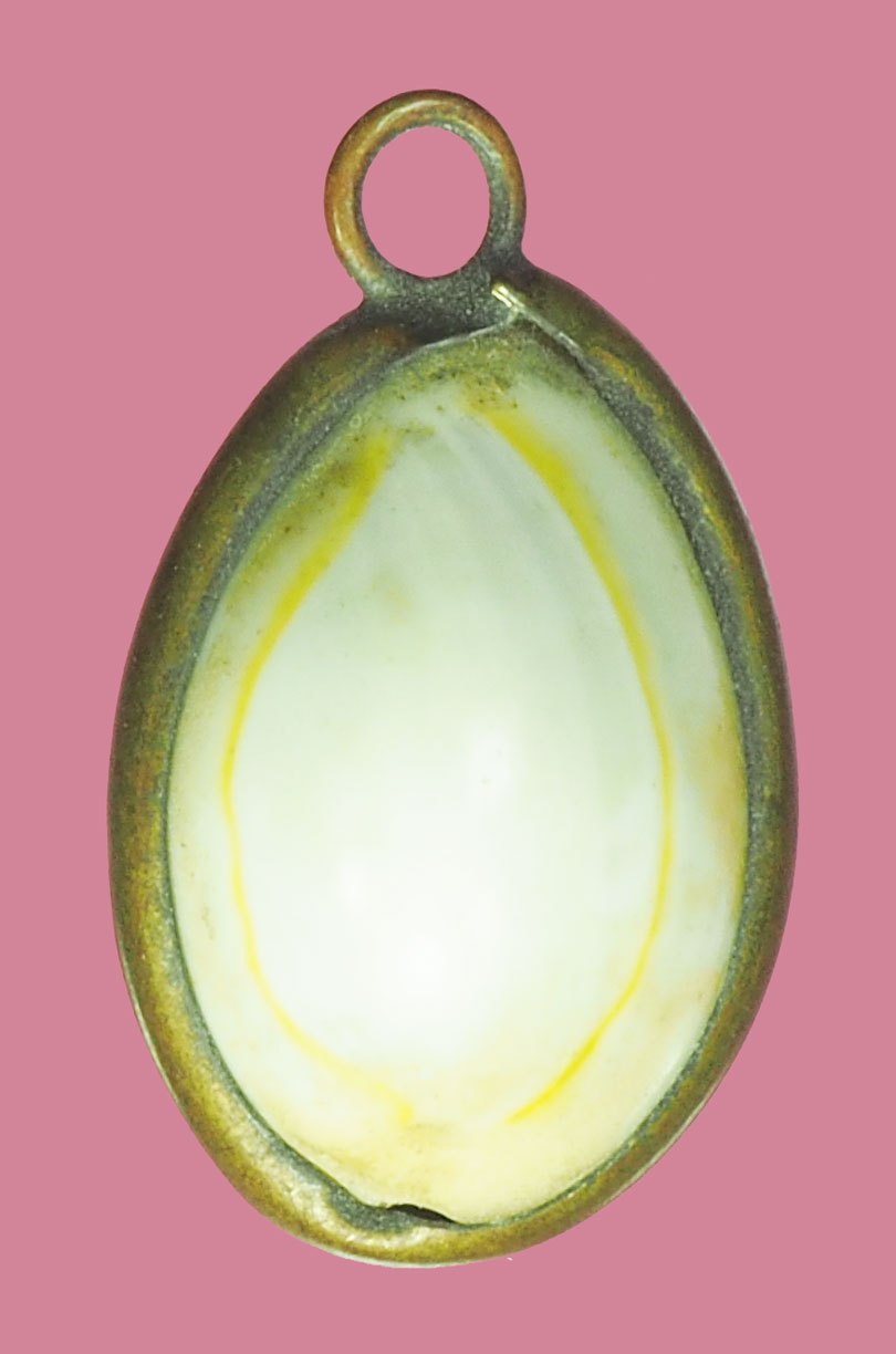 *38867 เบี้ยจั่น แม่ชีบุญเรือน วัดอาวุธ กรุงเทพ 12