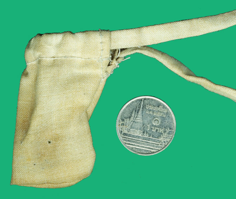 ขายแล้ว*36358 ถุงเหนี่ยวทรัพย์ ไม่มีเครื่องรางของขลัง ไม่ทราบที่และปีสร้าง เก่า 12