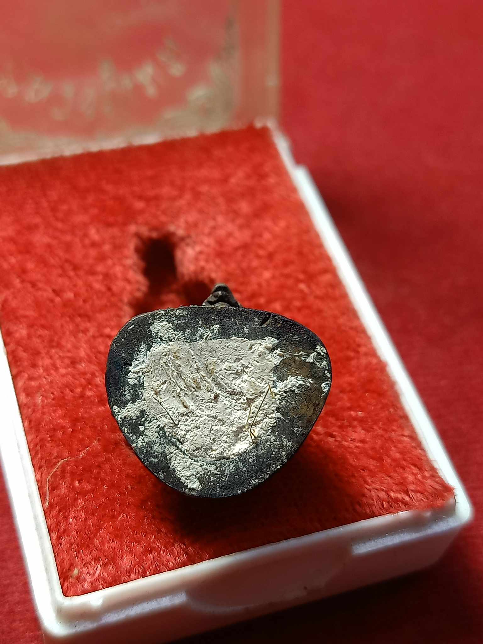 รูปหล่อหลวงปู่เมฆ วัดลำกระดาน มีนบุรี กทม. ปี 2536 พร้อมกล่อง (SKU-03111)