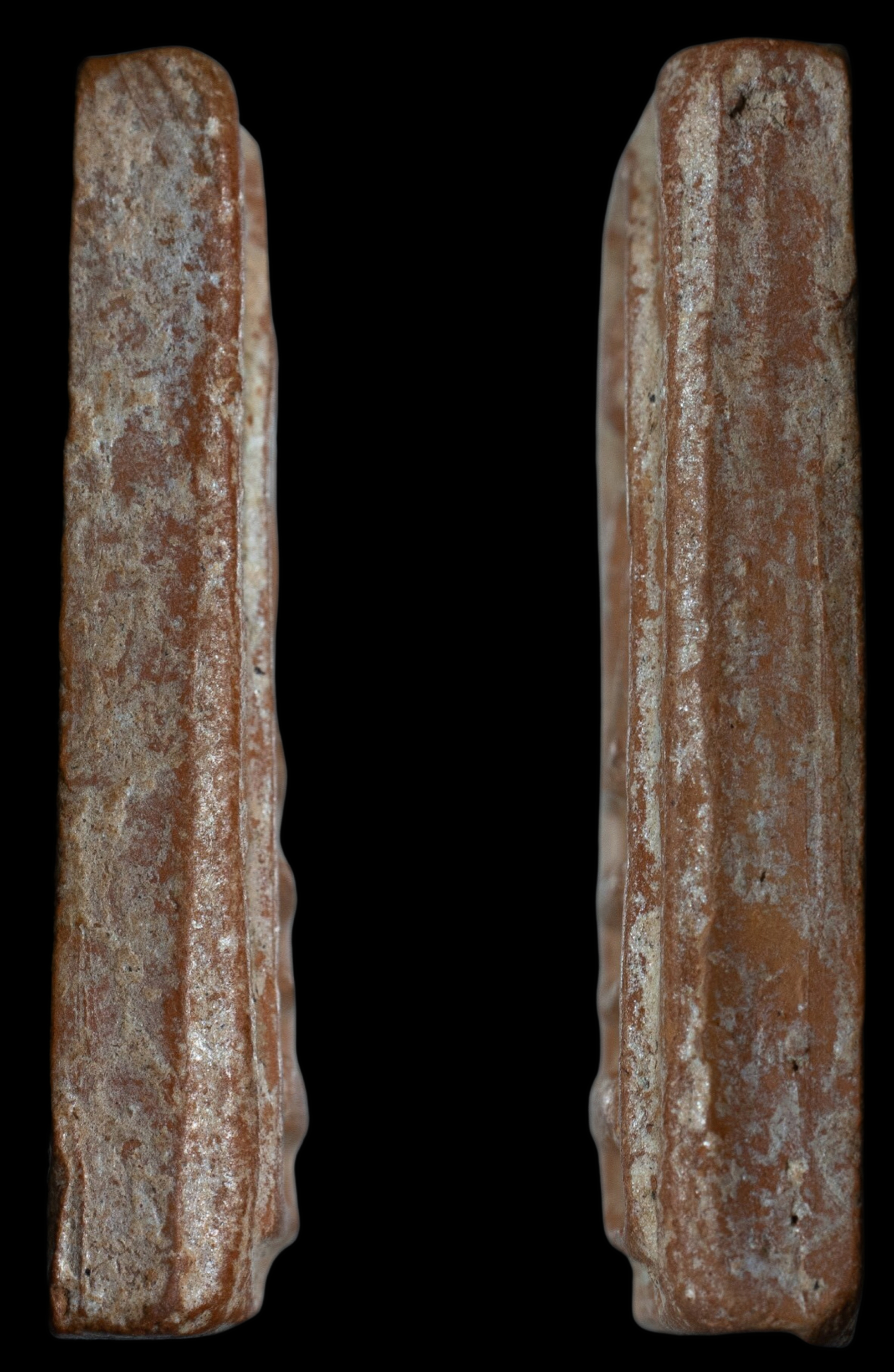 พระสมเด็จแดง หลวงพ่อกวย วัดโฆสิตาราม เนื้อผงน้ำมัน ช่วงปี 2515