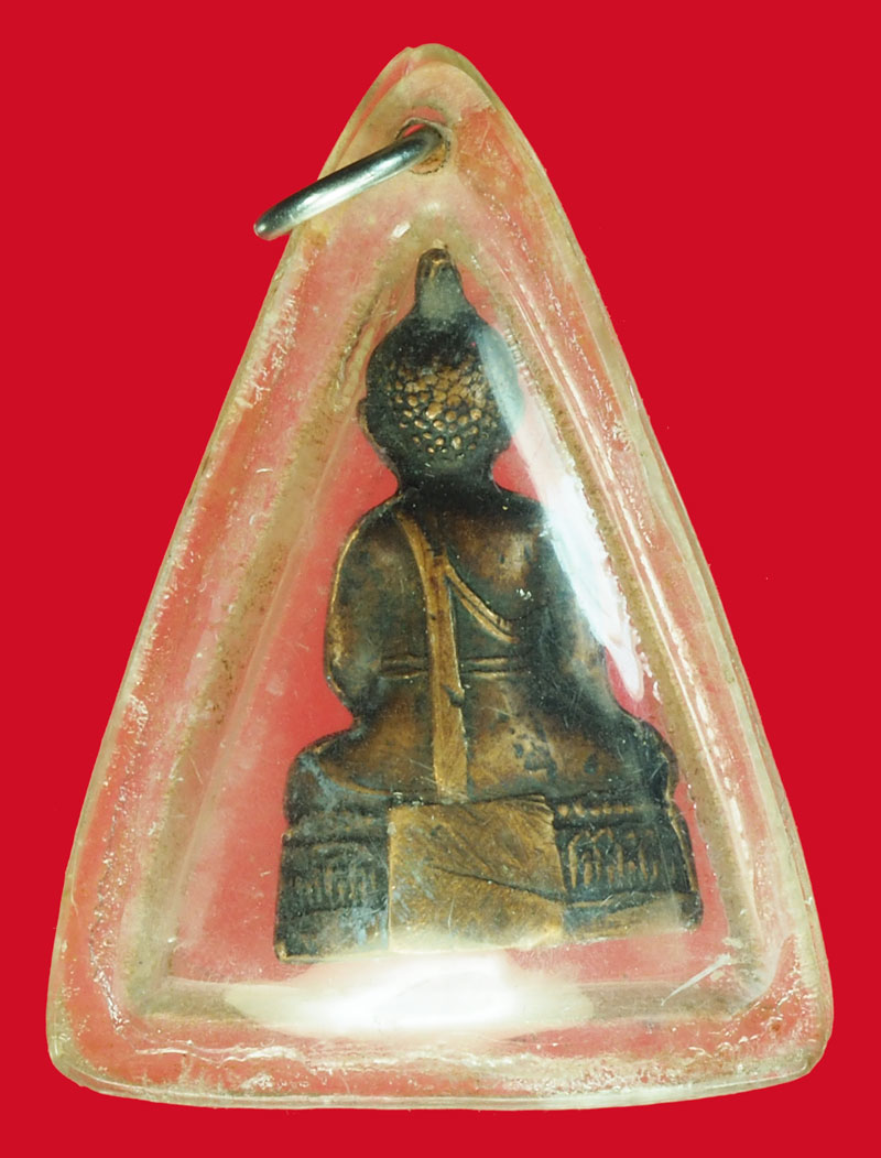 *37472 รูปหล่อปั๊ม หลวงพ่อพระร่วง หลัง มณ. วัดมหรรณพารามวรวิหาร กรุงเทพ สร้างประมาณปี 2500 เลี่ยมพลาสติกเก่า 7