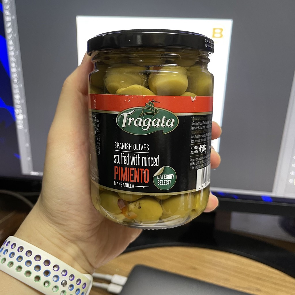 ฟรากาตา มะกอกยัดไส้พริกพีเมียนโต น้ำหนักสุทธิ 450 กรัม Fragata Olive Stuffed with Minced Pimiento 450 g.