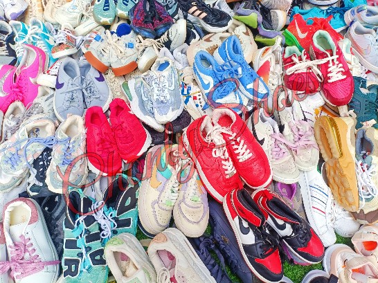 second hand shoes