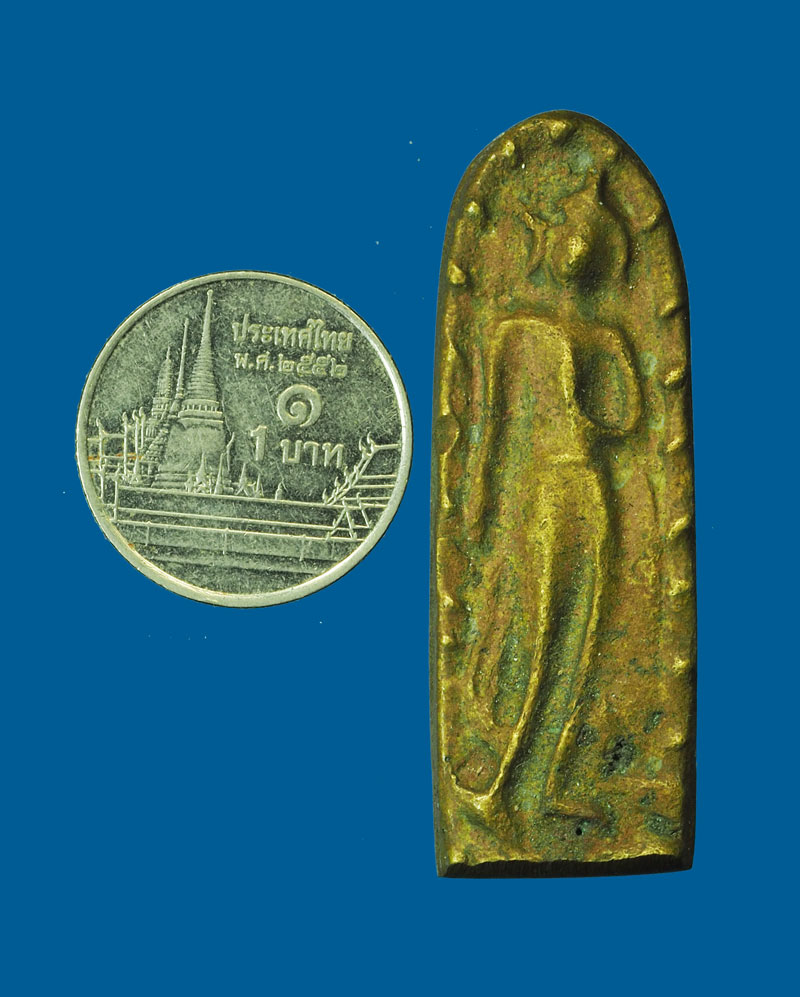 *31174 พระพุทธลีลาข้างเม็ด เนื้อทองเหลืองหล่อโบราณ เก่ามีสนิมซ่าแดงขึ้นเป็นจุดๆๆ ไม่ทราบที่และปีสร้าง 8