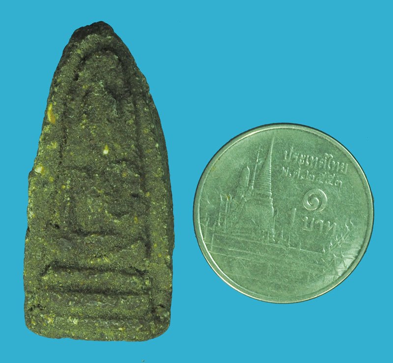 *39022 พระผงผสมว่าน พอมีอายุ ไม่ทราบที่และปีสร้าง 3