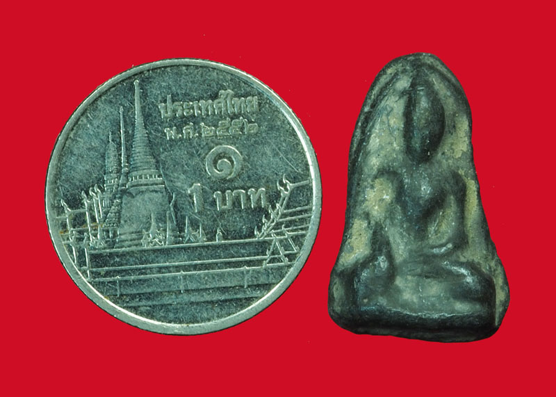 *32232 พระร่วงนั่งเนื้่อชิน ไม่ทราบที่และปีสร้าง 3