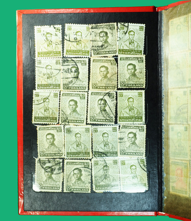 *36053 แผ่นเเสมป์เก่า ในหลวงรัชกาลที่ 9 จำนวน 6 แผ่นตามภาพ สินต้าหมวด A 16