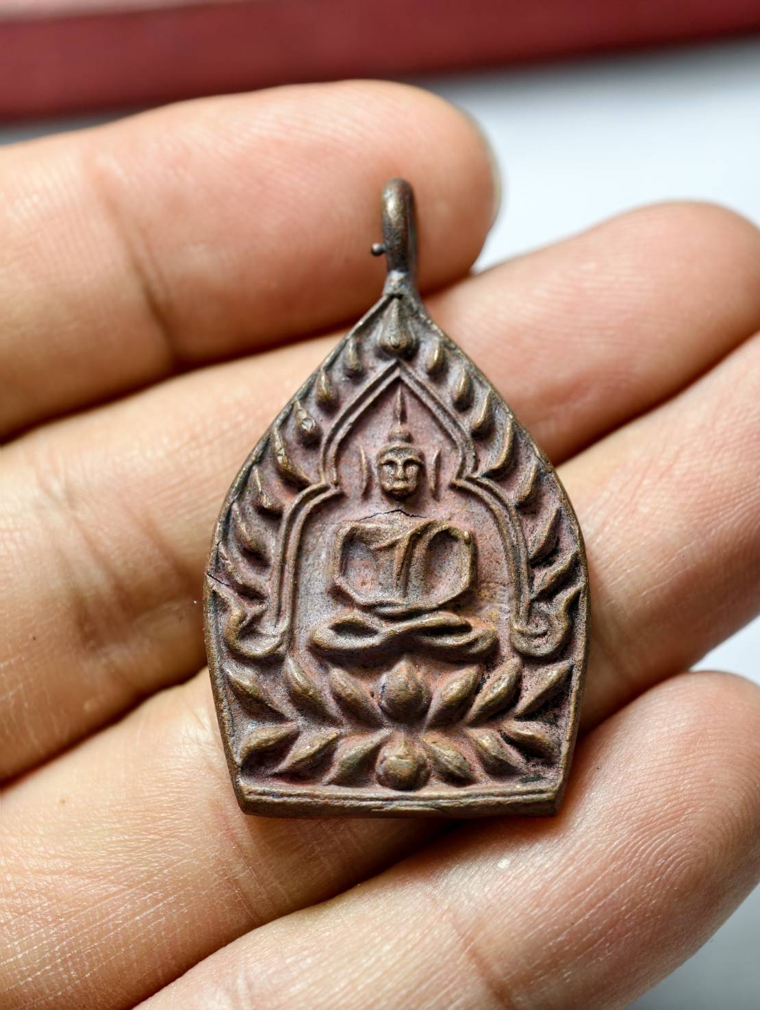 เหรียญเจ้าสัวอีสาน วัดพระธาตุพนมวรมหาวิหาร จ.นครพนม ปี 2535 พร้อมกล่อง (SKU-13464)