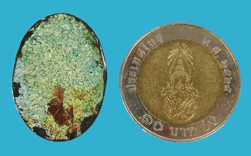 ขายแล้ว*38768 ล็อกเก็ตหลวงพ่อเกษมเขมโก สุสานไตรลักษณ์ ลำปาง ปี 2535 พร้อมกล่องเก่าเดิม 70