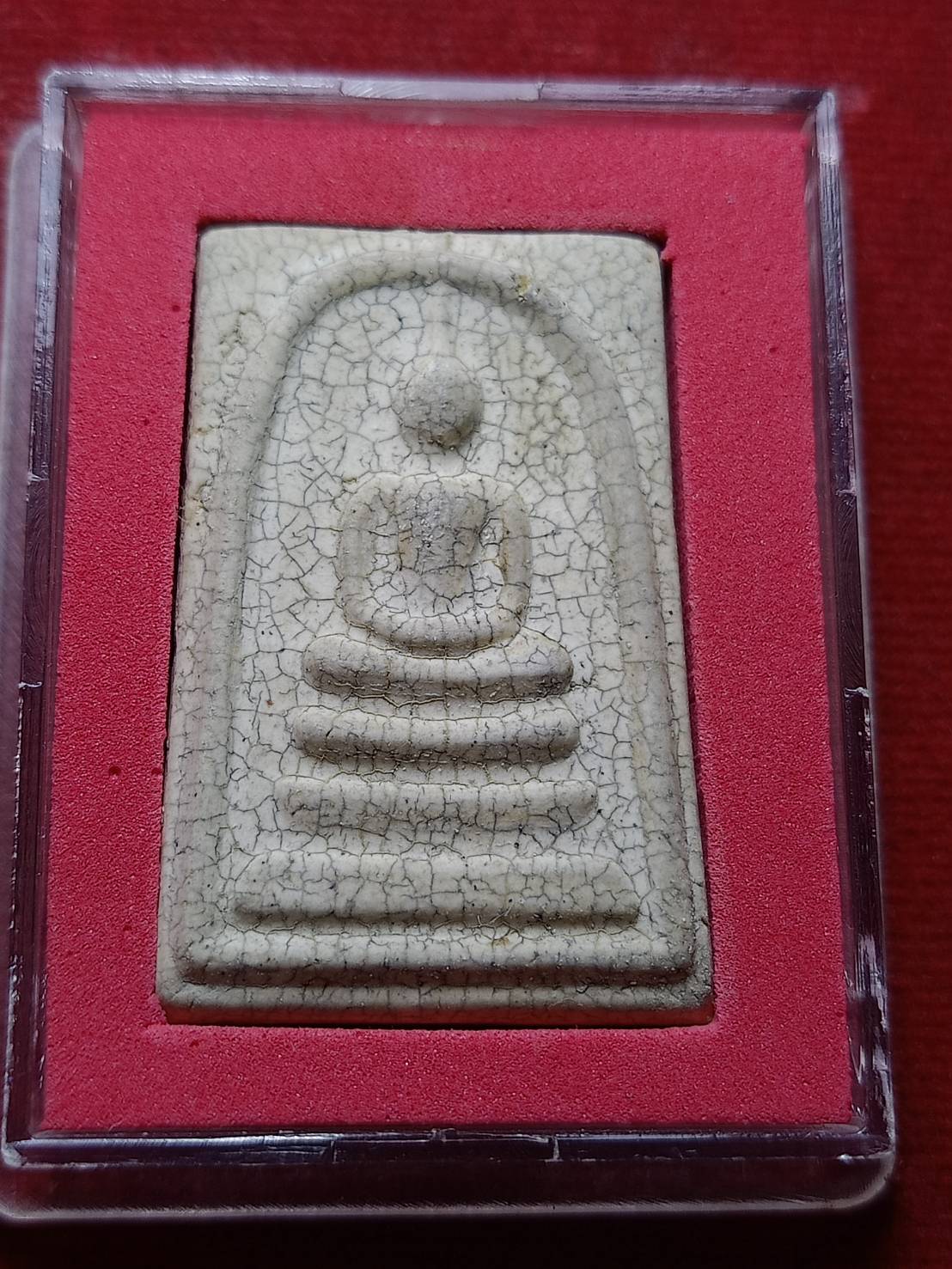 พระสมเด็จพิมพ์ใหญ่ทรงนิยม รุ่นเอ็ม16 เนื้อแตกลายงา สมเด็จโต วัดระฆัง กทม. ปี2546 พร้อมกล่อง (SKU-08541)