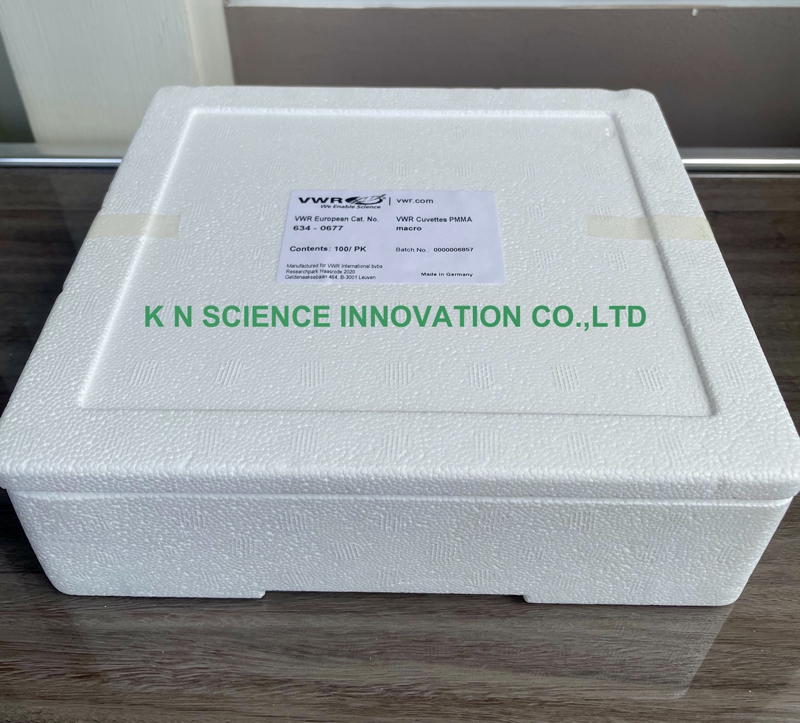 คิวเวทท์พลาสติก,Cuvette Plastic (Macro) ,เนื้อ PMMA ,ปริมาตร 2.5-4.0 ml , 100 ชิ้น/กล่อง ยี่ห้อ VWR/England 634-0677