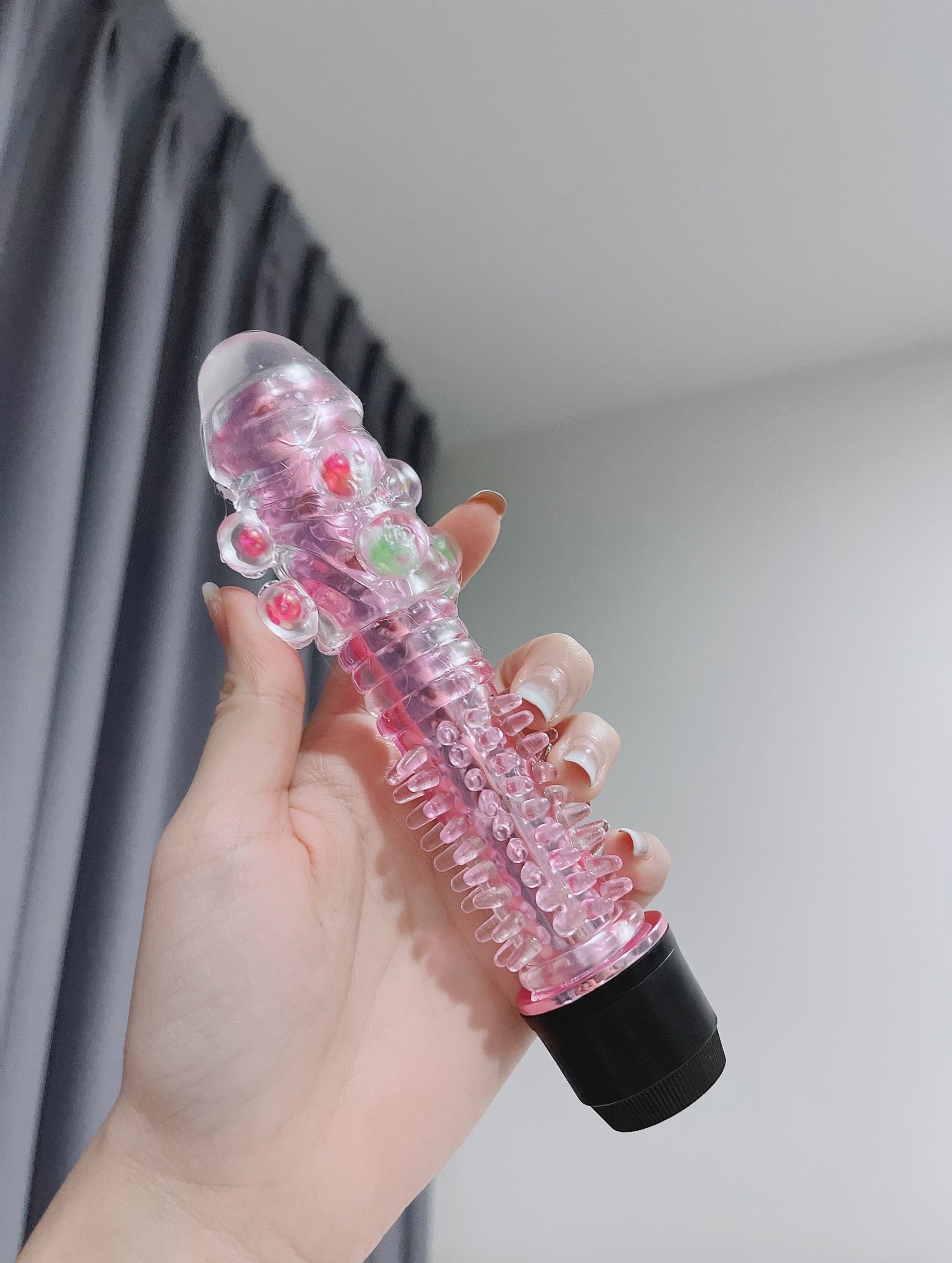 โด้มุขสั่น