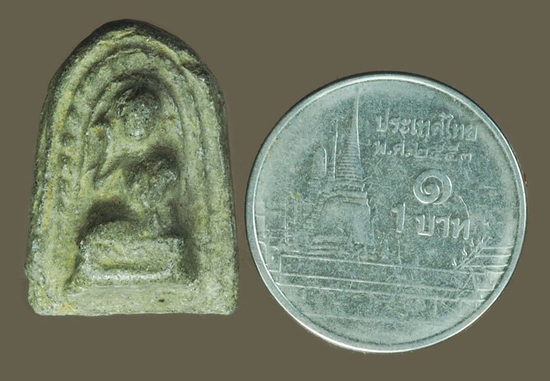 ขายแล้ว*40405 นางกวัก แม่ชีบุญเรือน วัดอาวุธ กรุงเทพ หลังเรียบ เนื้อดินเก่าแห้ง 9.1