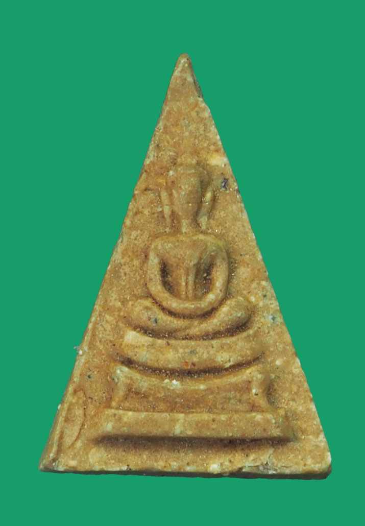 คิวจอง*33802 พระผงน้ำมันเนื้อผงชานหมาก สมเด็จก้นย่าม หลังใบโพธิ์ ปี 2517 หลวงปู่สี วัดเขาถ้ำบุญนาค จ.นครสวรรค์ 9