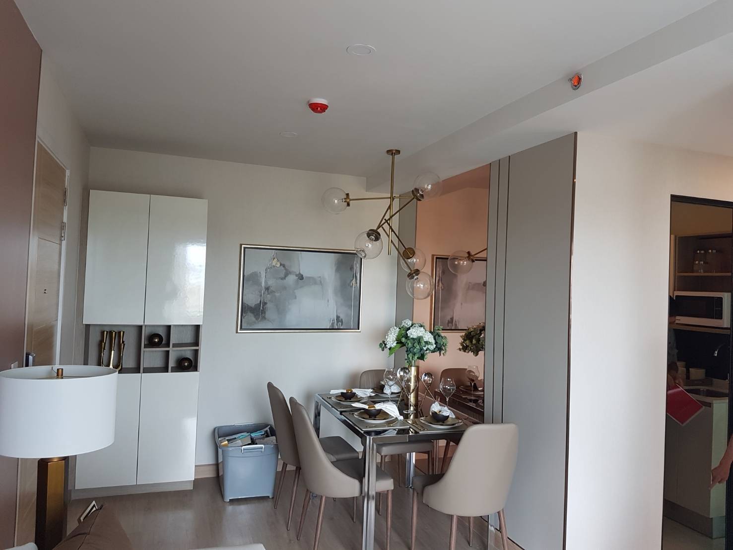 For Sale KnightsBridge tiwanon (with Tenant) TYPE: 2 Bedroom 2 Bathroom Area: 44.50 Sqm.