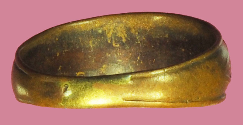 *37912 แหวนลงยาลายธงชาติ หลวงพ่อจง วัดหน้าต่างนอก อยุธยา 12