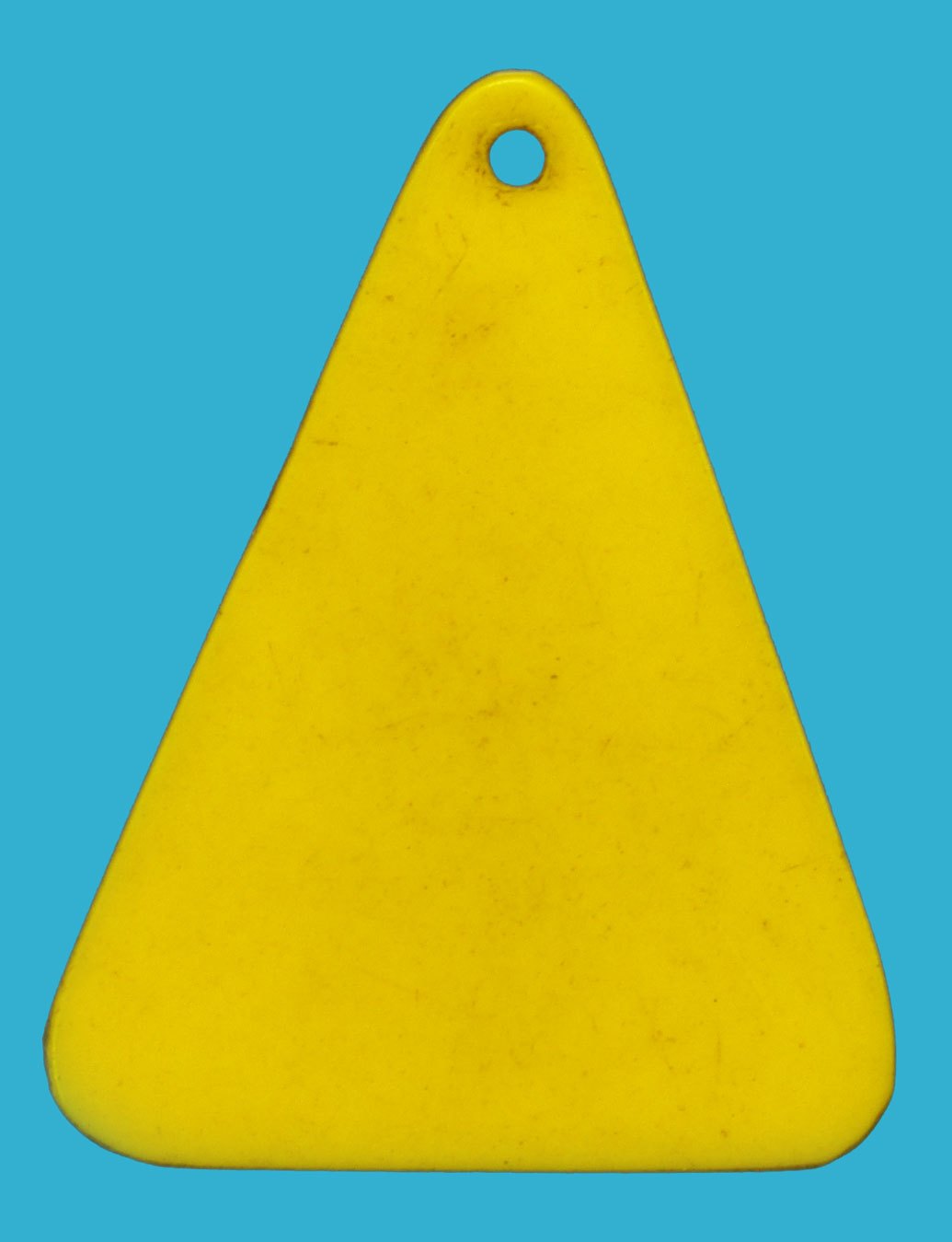 *37614 พระนางพญา ฐานขีด หลวงพ่อกวย วัดโฆษิตราราม ชัยนาท เนื้อดิน เลี่ยมพลาสติกเก่าถึงยุค 27