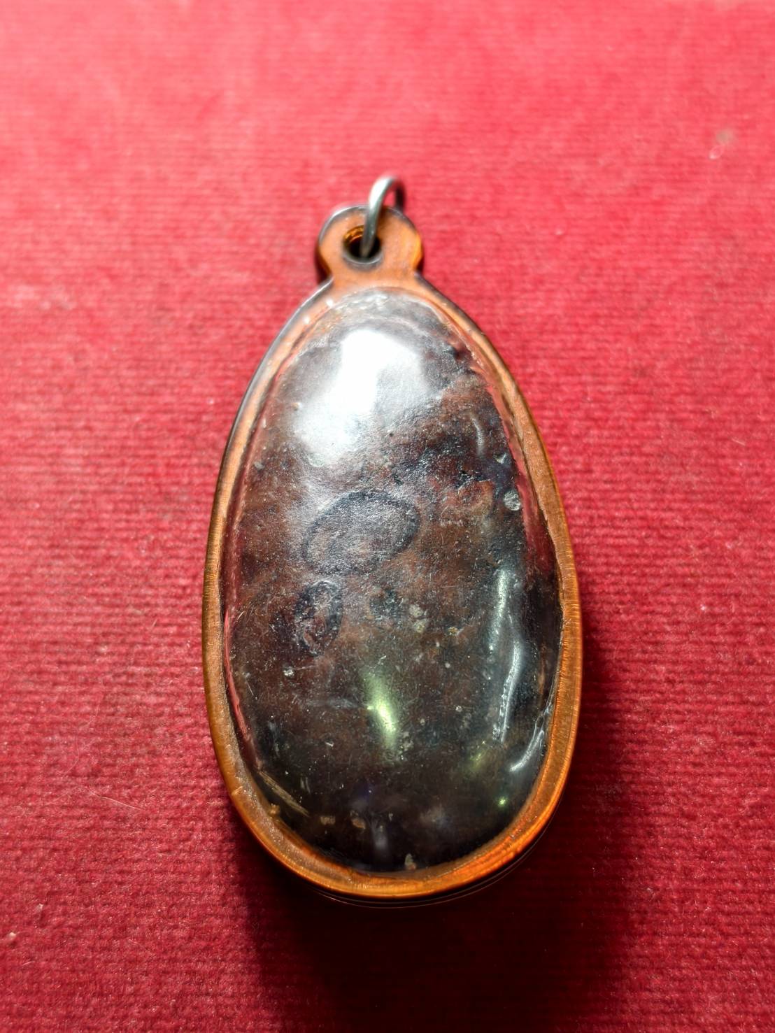 พระขุนแผนไข่ผ่าซีก สูง 5 ซม. หลวงพ่อดี วัดพระรูป จ.สุพรรณบุรี (SKU-13485)