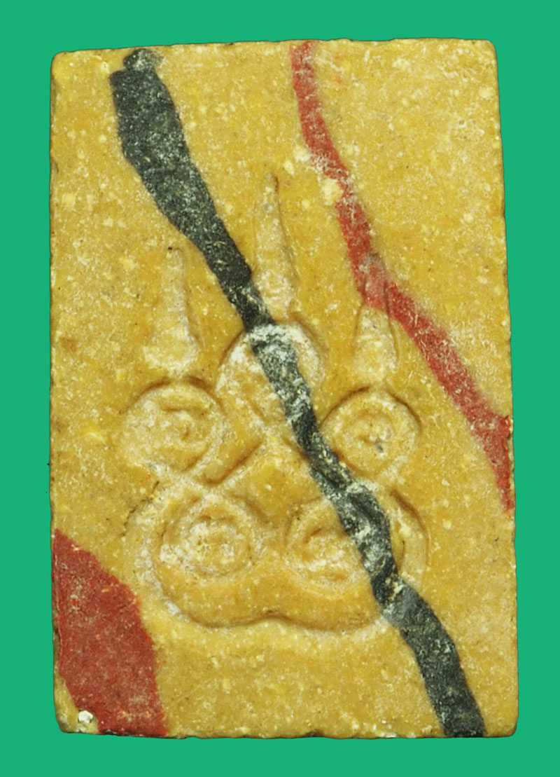 ขายแล้ว*37799 พระนางกวัก สายรุ้ง หลังยันต์ห้า เนื้อผงน้ำมัน ไม่ทราบที่ 3